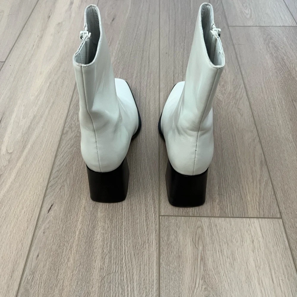 Jeffrey Campbell Off-White Heeled Boots - Picture 7 of 7